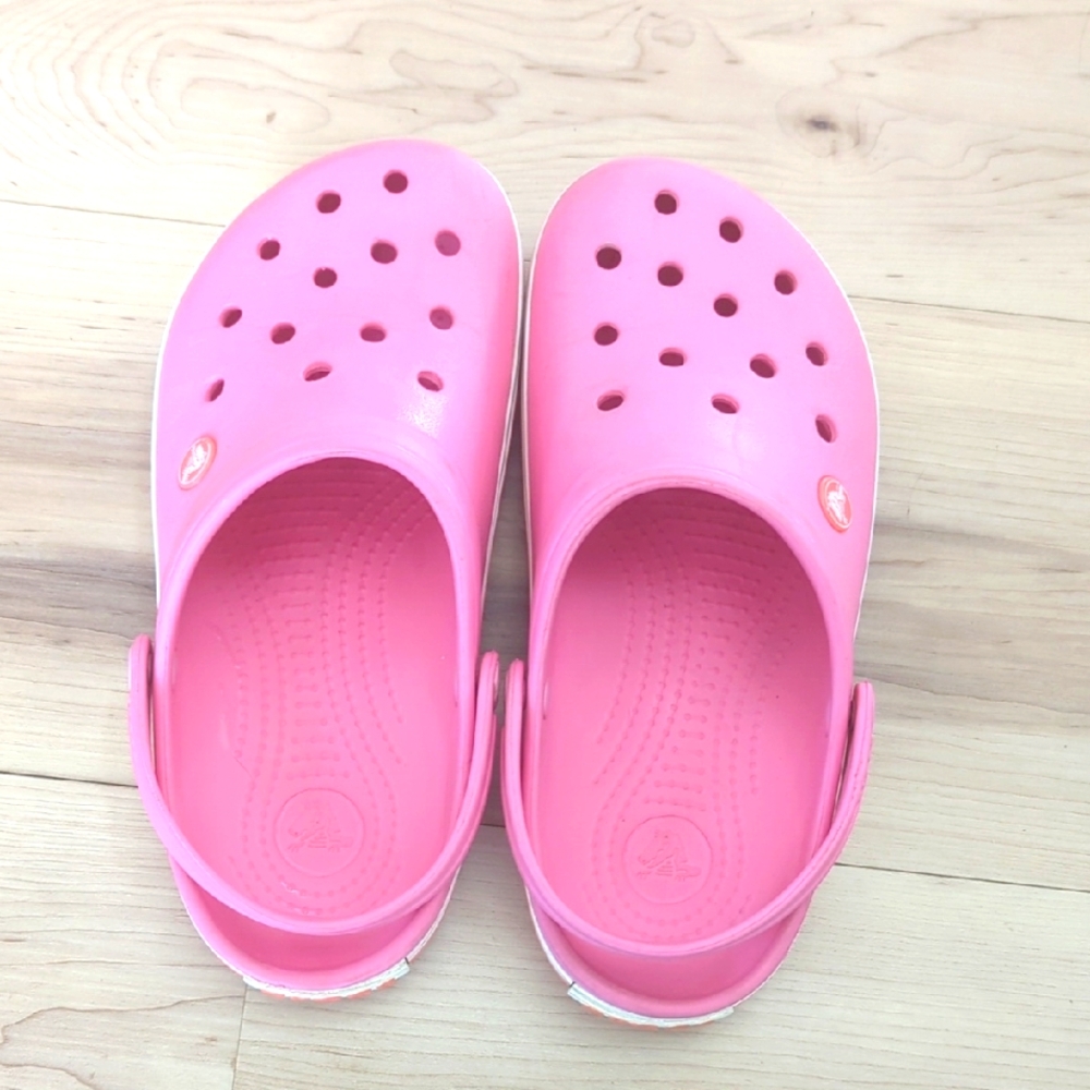 Pink Crocs Size 8